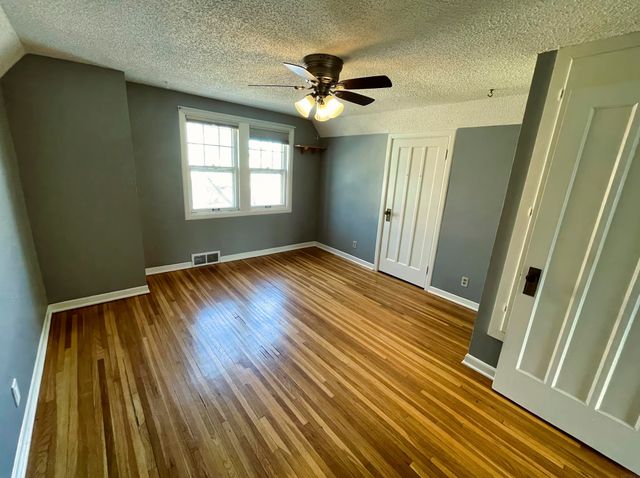 1816 Tremont St, Cedar Falls, IA 50613