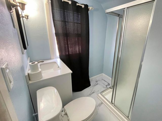 1816 Tremont St, Cedar Falls, IA 50613