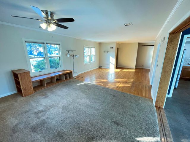 1816 Tremont St, Cedar Falls, IA 50613