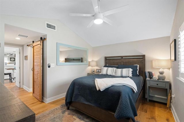 4545 BURLINGTON AVENUE N, St Petersburg, FL 33713