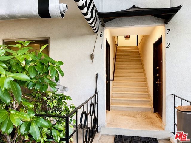 3320 Griffith Park Boulevard 7, Los Angeles, CA 90027