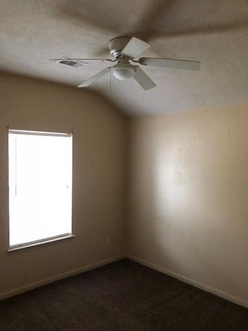 32107 Anne Lane, Pinehurst, TX 77362