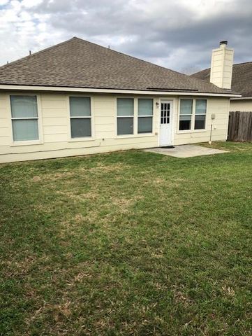 32107 Anne Lane, Pinehurst, TX 77362