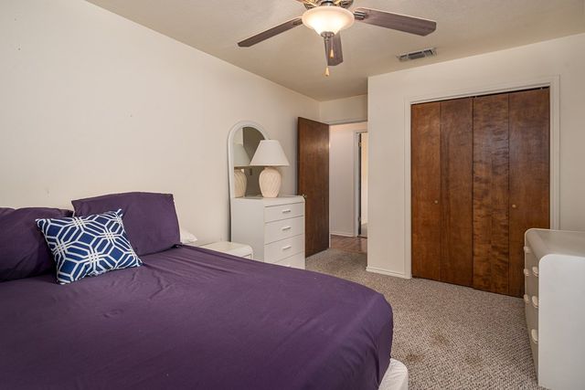 205 Oakview Dr, Kerrville, TX 78028