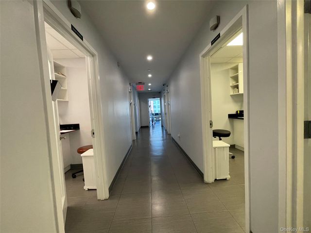 38-08 Union Street 3E, Flushing, NY 11354