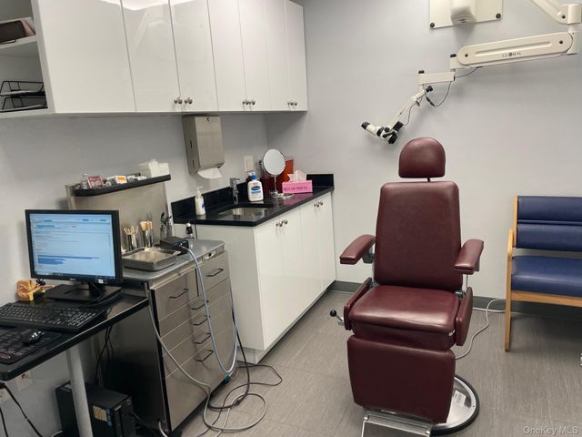 38-08 Union Street 3E, Flushing, NY 11354
