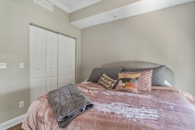 1431 RIVERPLACE Boulevard 1602, Jacksonville, FL 32207