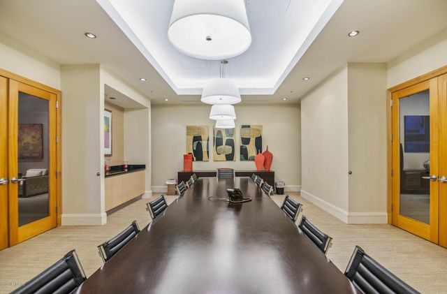 1431 RIVERPLACE Boulevard 1602, Jacksonville, FL 32207