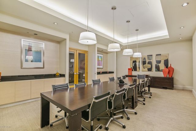 1431 RIVERPLACE Boulevard 1602, Jacksonville, FL 32207