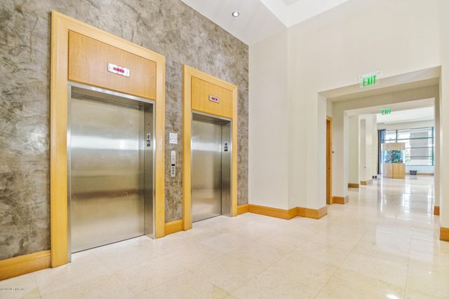 1431 RIVERPLACE Boulevard 1602, Jacksonville, FL 32207