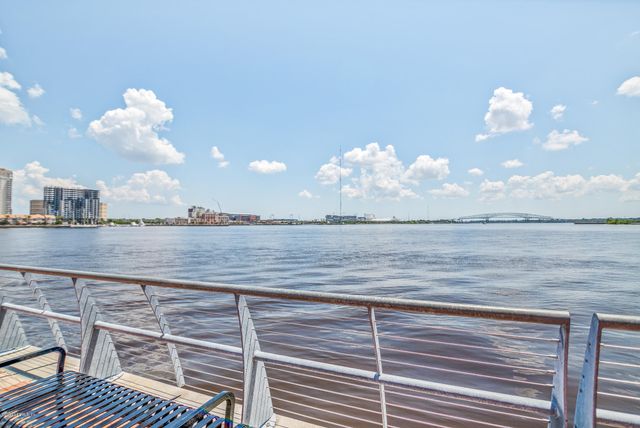 1431 RIVERPLACE Boulevard 1602, Jacksonville, FL 32207