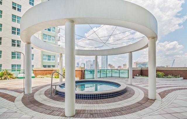 1431 RIVERPLACE Boulevard 1602, Jacksonville, FL 32207