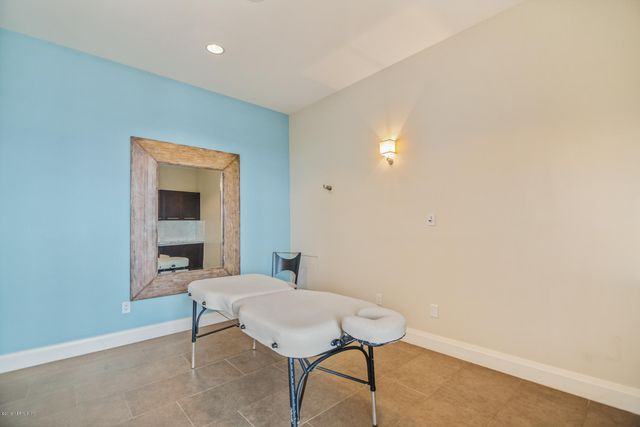 1431 RIVERPLACE Boulevard 1602, Jacksonville, FL 32207