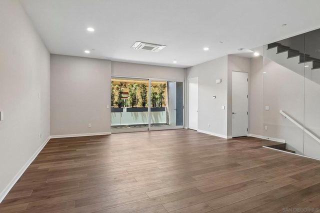 3533 3rd Ave, San Diego, CA 92103