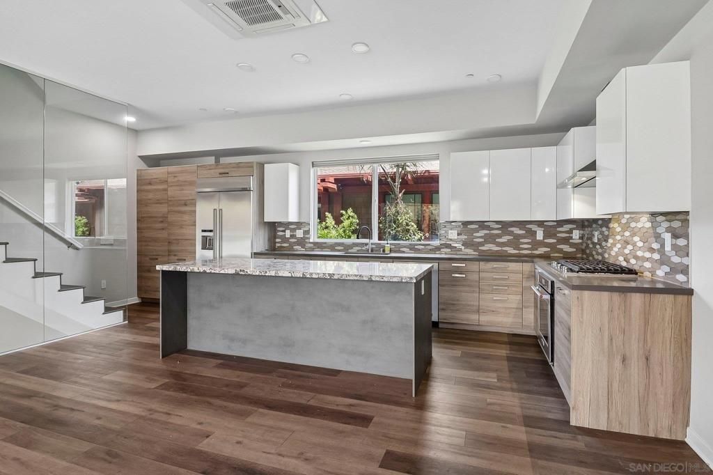 3533 3rd Ave, San Diego, CA 92103