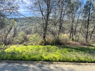 2286 New Long Valley Road, Clearlake Oaks, CA 95423