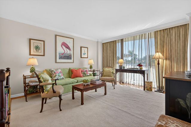 227 Australian Avenue 2c, Palm Beach, FL 33480