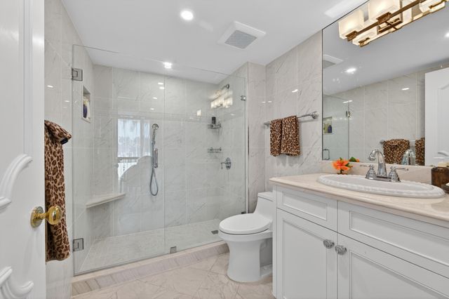 227 Australian Avenue 2c, Palm Beach, FL 33480