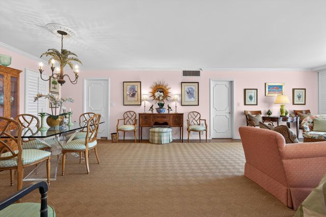 227 Australian Avenue 2c, Palm Beach, FL 33480