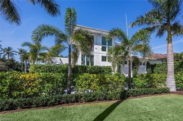 783 11th AVE S, Naples, FL 34102