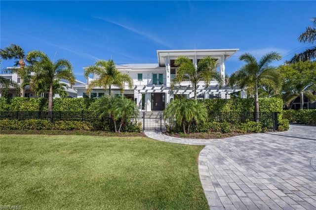 783 11th AVE S, Naples, FL 34102