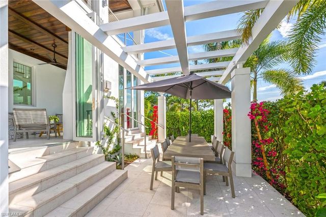 783 11th AVE S, Naples, FL 34102