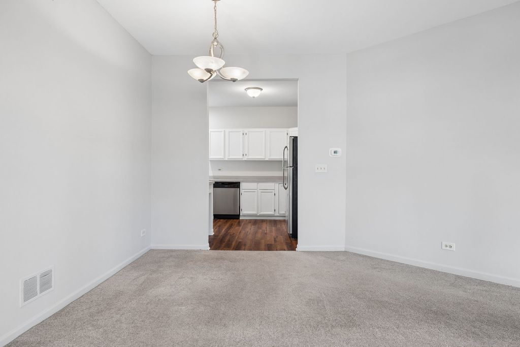 1210 Rhodes Lane 1210, Naperville, IL 60540 — photo 5