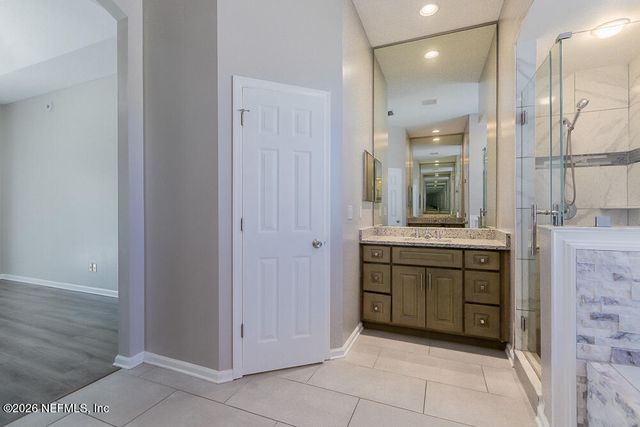 5332 KNIGHTSGATE Court, Jacksonville, FL 32244