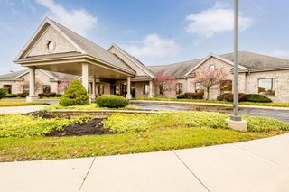 3901 Stonegate Park B, St. Joseph, MI 49085