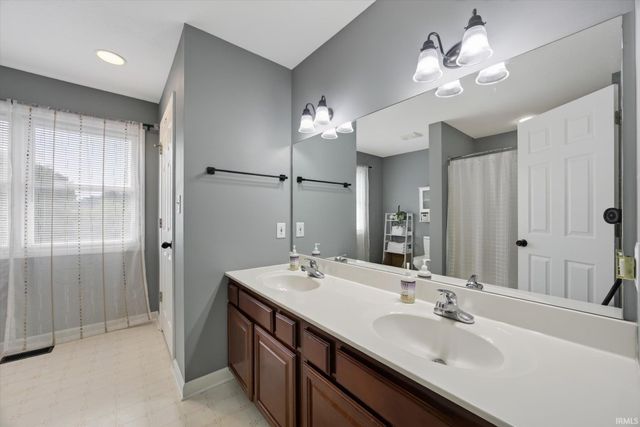1214 S Donington Court, Bloomington, IN 47401
