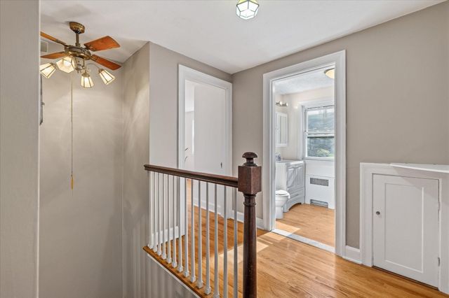39 Southbridge Rd, Dudley, MA 01571