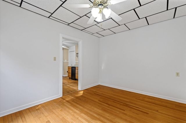 39 Southbridge Rd, Dudley, MA 01571