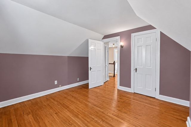 39 Southbridge Rd, Dudley, MA 01571
