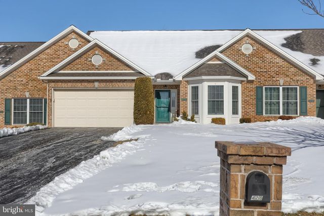 428 BAUMGARDNER DR, Harrisburg, PA 17112