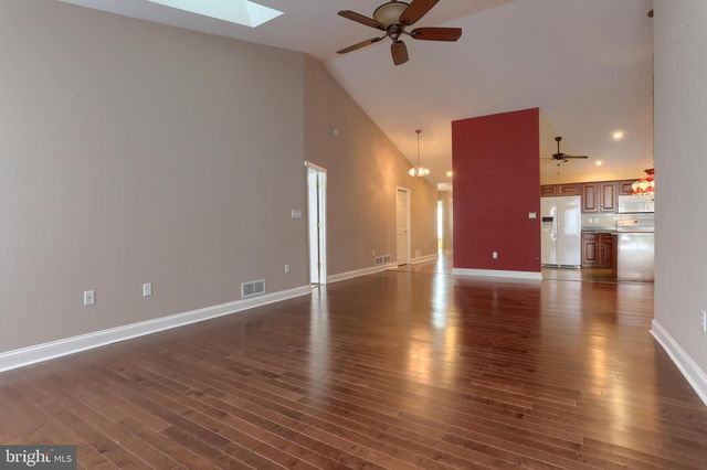 428 BAUMGARDNER DR, Harrisburg, PA 17112