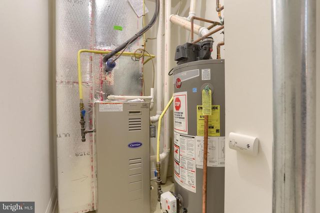 428 BAUMGARDNER DR, Harrisburg, PA 17112