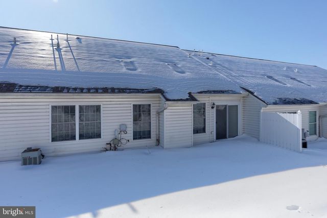 428 BAUMGARDNER DR, Harrisburg, PA 17112