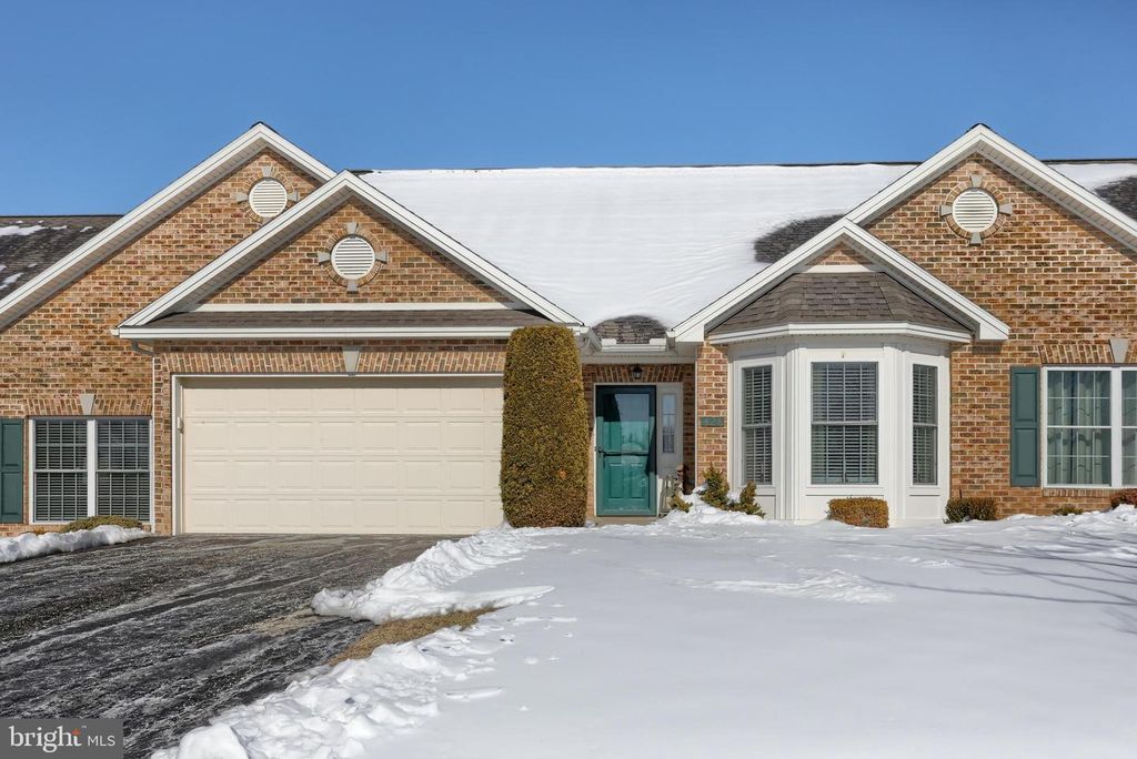 Image 1 of property listing at 428 BAUMGARDNER DR, Harrisburg, PA 17112