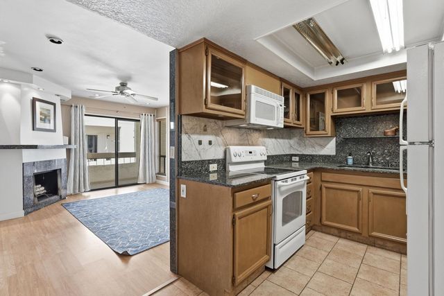 3002 N 70th Street Unit 225, Scottsdale, AZ 85251