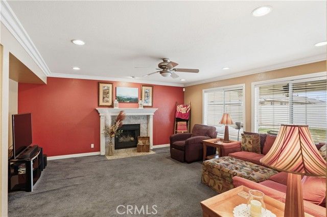 517 Louisville, Hemet, CA 92545