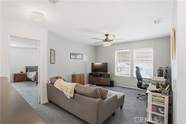 517 Louisville, Hemet, CA 92545