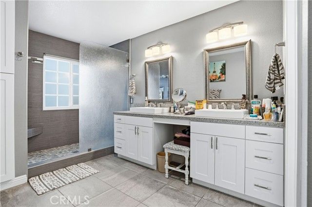 517 Louisville, Hemet, CA 92545