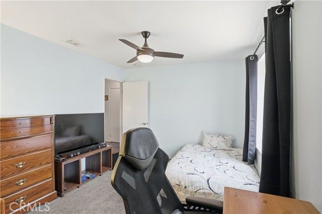 517 Louisville, Hemet, CA 92545