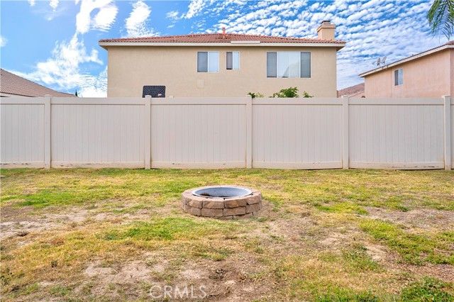 517 Louisville, Hemet, CA 92545
