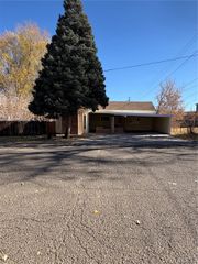 812 State Street, Trinidad, CO 81082