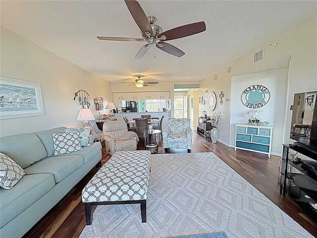 6205 SHORELINE DRIVE 1305, St Petersburg, FL 33708