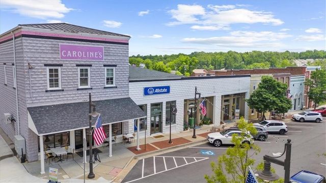 5404 Falling Branch Court, Flowery Branch, GA 30542