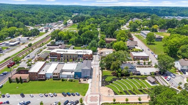 5404 Falling Branch Court, Flowery Branch, GA 30542