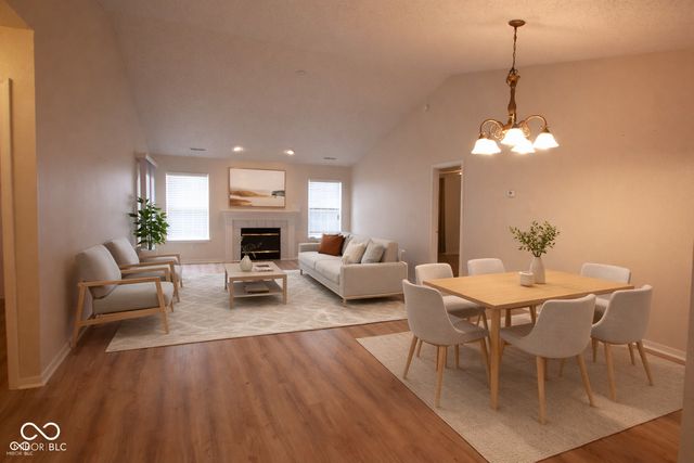 291 Lakemoore Street, Brownsburg, IN 46112