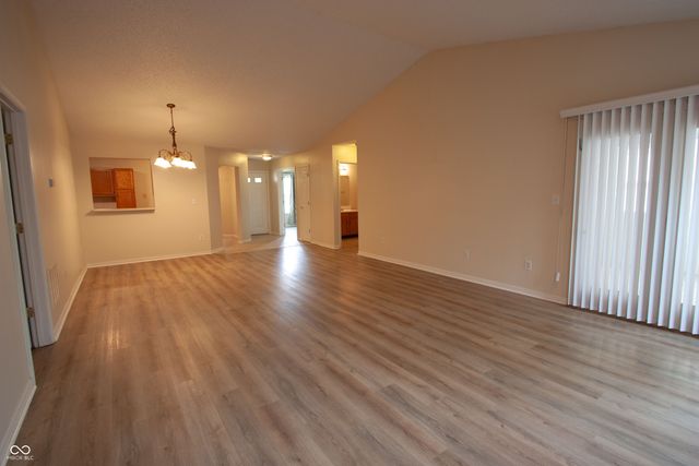 291 Lakemoore Street, Brownsburg, IN 46112